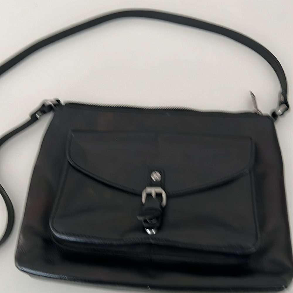 Patricia Nash Kirby East West Leather Crossbody in Black